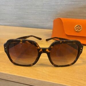New w/o tags - Tory Burch Tortoise Sunglasses